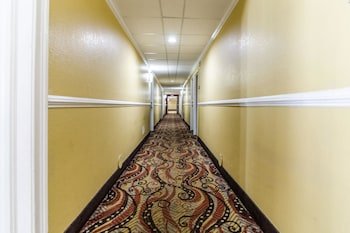 Rodeway Inn & Suites
