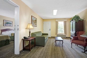 Baymont by Wyndham Smithfield