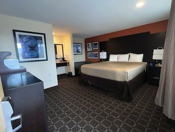 Oregon Trail Inn & Suites