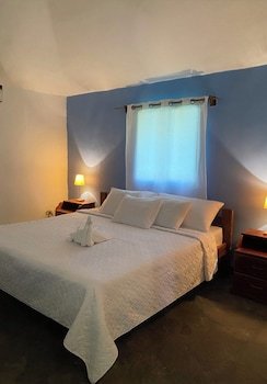 Santorini Village - Hotel Boutique