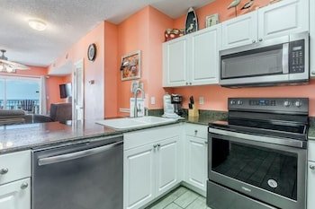Legacy by Youngs Suncoast