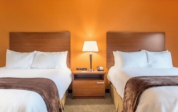 My Place Hotel - Marquette, MI