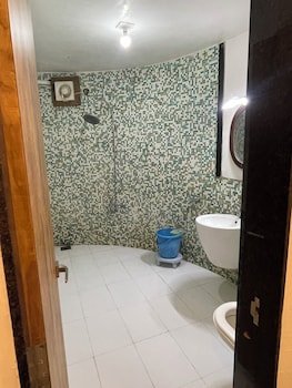 Hotel Shyam Farm House