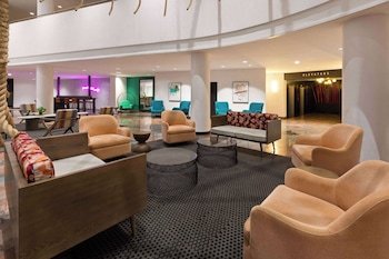 Wyndham Garden Norfolk Downtown