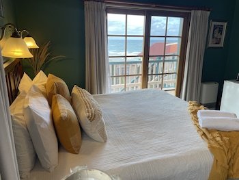 Hanlon House B&B