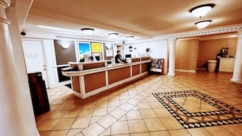 Days Inn by Wyndham Sulphur West