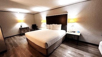 Days Inn by Wyndham Sulphur West