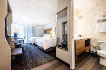 Holiday Inn Grand Haven-Spring Lake