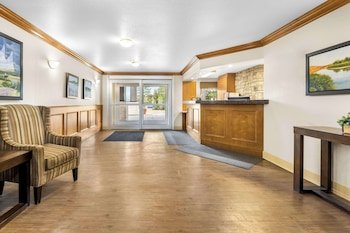 SureStay Plus Hotel by Best Western Drumheller