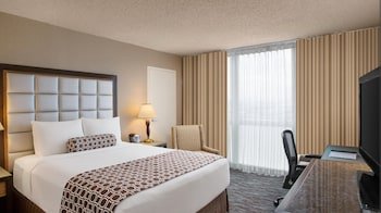 Crowne Plaza - San Francisco International Airport