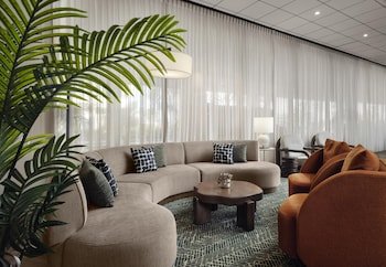 Sonesta Los Angeles Airport