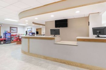 Ramada by Wyndham Grayling Hotel & Conference Center