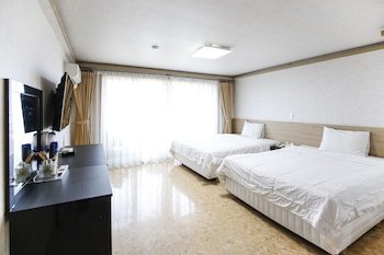 Jeju Ocean Family Hotel