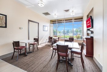 Red Roof Inn Columbus - Grove City