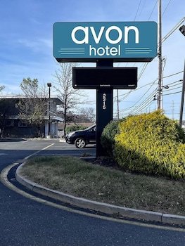 Avon Hotel