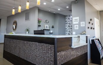 Airport Inn