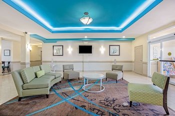 La Quinta Inn & Suites by Wyndham Corpus Christi Airport