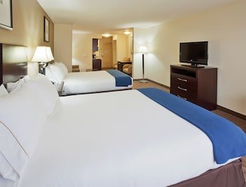 Holiday Inn Express Hotel & Suites Merced