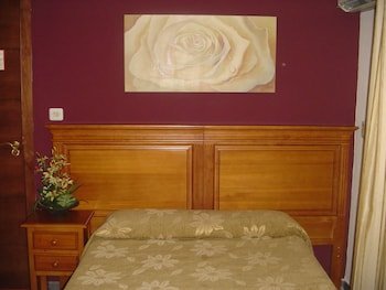 Hostal Cabrera