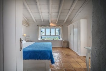 Askos Villa