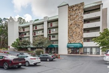 Laurel Inn Condominiums