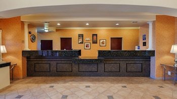 Best Western Henrietta Inn & Suites