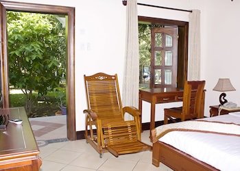 Con Ga Vang Resort