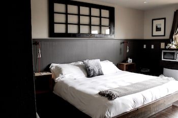 Inn At Discovery Coast