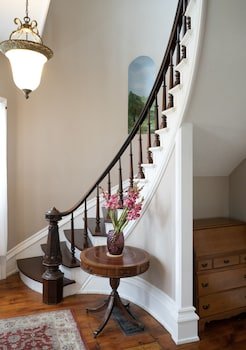 Minerva Bed And Breakfast