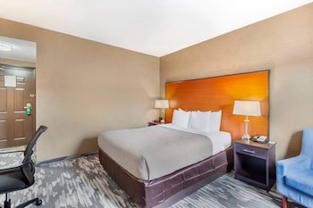 Quality Inn Toronto Airport