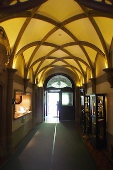 Schloss Hotel Wolfsbrunnen