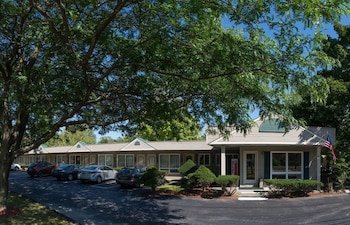 T-Bird Motor Inn