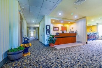 Evansville Inn & Suites by OYO