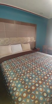Travel Eagle Inn Motel