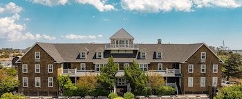 Tranquil House Inn