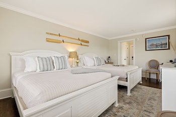 Tranquil House Inn