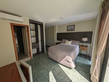 Hotel Abrego