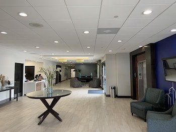 Holiday Inn Express & Suites Hermosa Beach