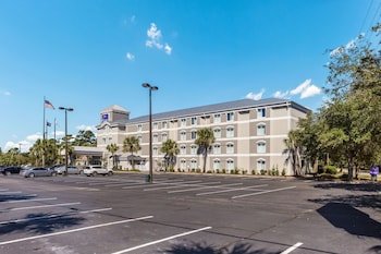 Sleep Inn at Harbour View