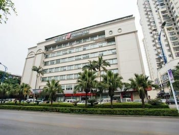Jinjiang Inn Liuzhou Bubugao Square North Station