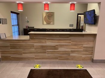 Comfort Inn & Suites