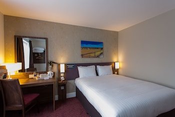 Sessile Oak Hotel