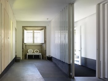 Moure Hotel