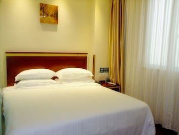 GreenTree Inn GuangDong Shantou Jinping District Leshan Road Business Hotel