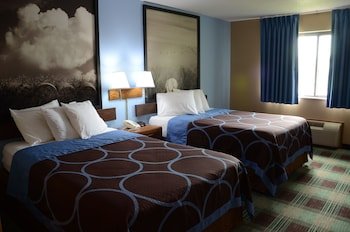 Super 8 by Wyndham Centerville