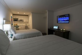 Spinnaker Inn Of Naples