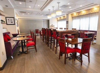 Hampton Inn by Hilton Guadalajara-Aeropuerto