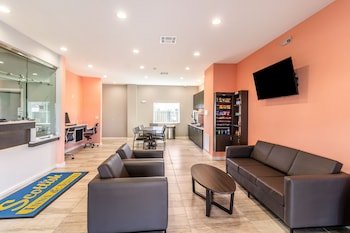 Scottish Inn & Suites