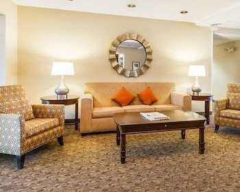Mainstay Suites Brentwood