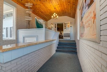 Vacationland Inn